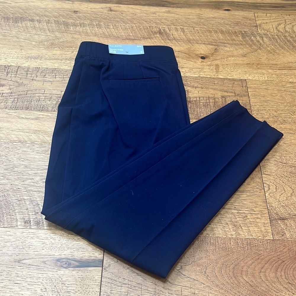 NWT Talbots Woman’s Curvy Skinny Ankle Pants Size 8